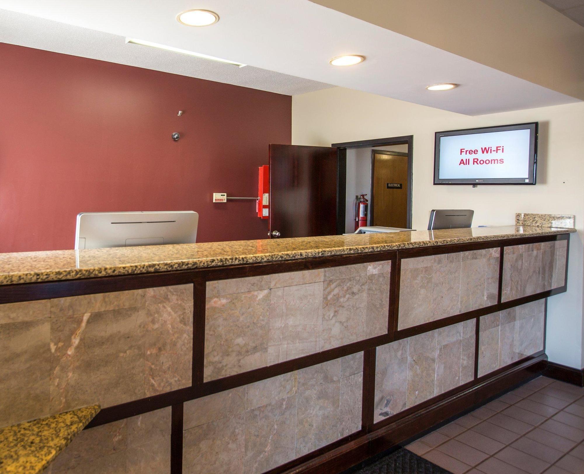 Red Roof Inn & Suites Middletown - Franklin Exterior photo